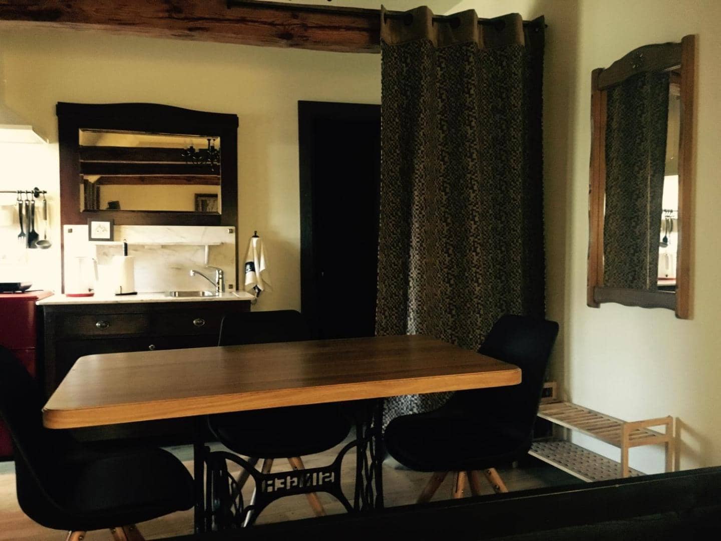 Fotogrāfa studijas apartaments — virtuve
